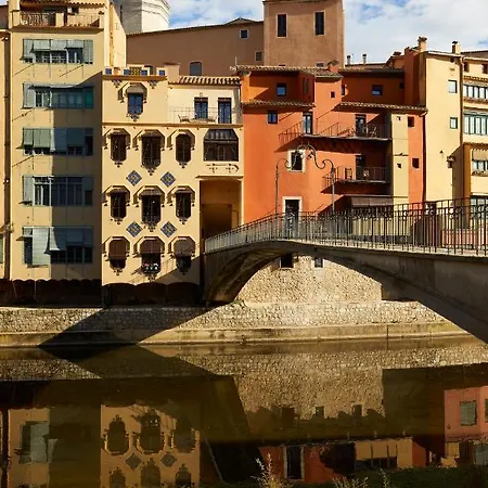 Canvas & Lofts Apartment Girona