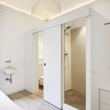 Canvas & Lofts Apartment
