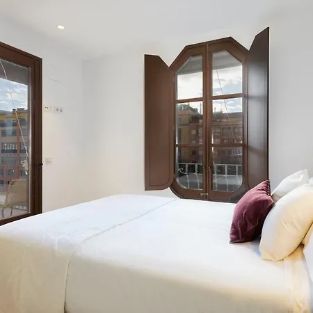 Canvas & Lofts *