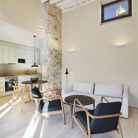 Canvas & Lofts Girona