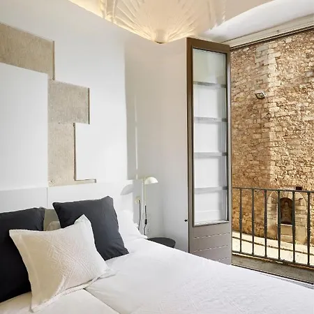 Apartment Canvas & Lofts