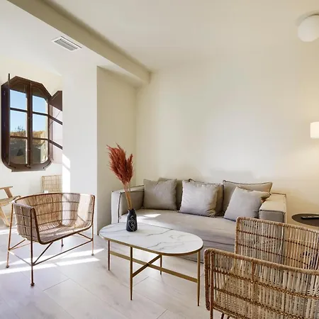 Canvas & Lofts Apartment Girona