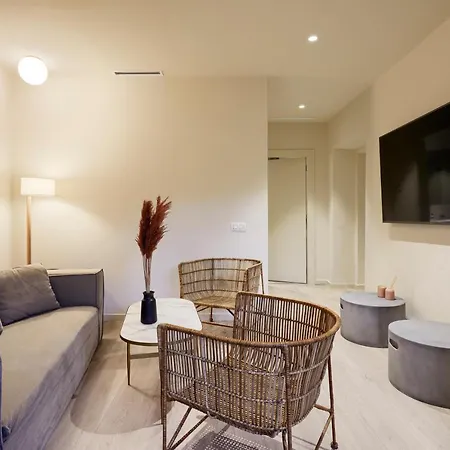 Canvas & Lofts Girona