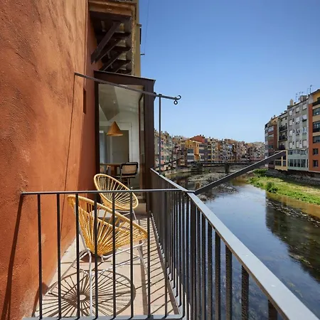 Apartment Canvas & Lofts