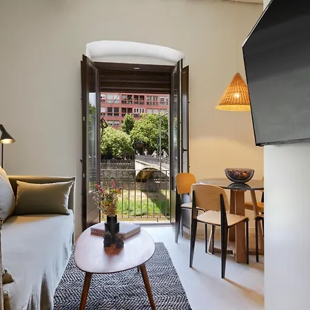 Canvas & Lofts Apartment Girona
