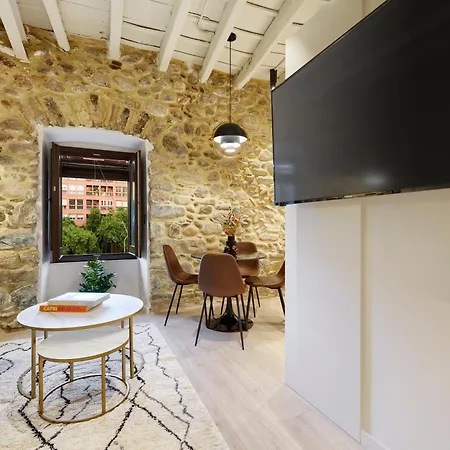 Canvas & Lofts Apartment