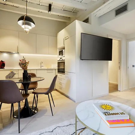Canvas & Lofts *