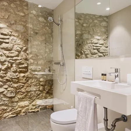 Canvas & Lofts Girona