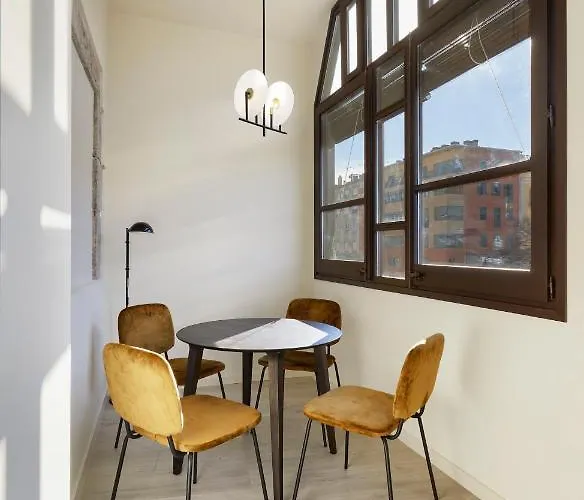 Gaia & Lofts Apartment Gerona