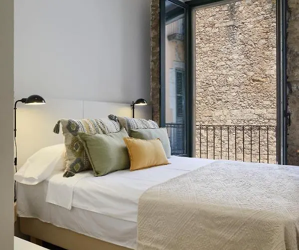 Gaia & Lofts Apartment Gerona