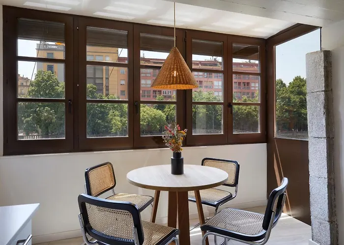 Gaia & Lofts Apartment Gerona