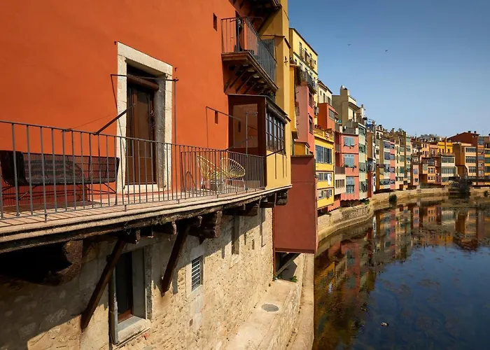 Gaia & Lofts Apartment Gerona